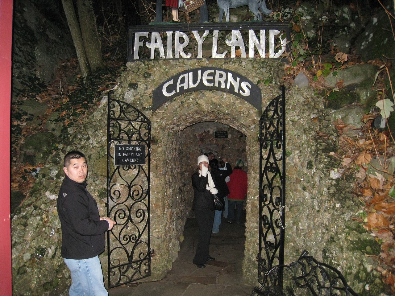 Vacation 2007-12 - Rock City 0253.jpg - Rock City outside of Chattanooga Tennessee has been a tourist attraction since 1932. I remembered seeing barn roofs painted with "See Rock City" and wanted to pay a visit to its home on Lookout Mountain. Christmas Vacation 2007-08.